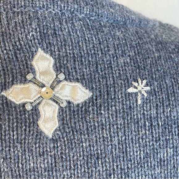Winter Scene Vintage Sweater Cardigan Embroidered Beaded Reference Point Medium - Picture 6 of 12